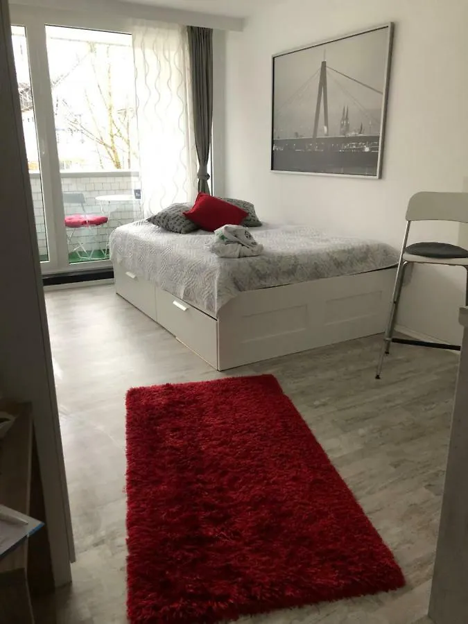 Design Apartment Cologne contacts